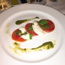 Tomatoes Mozzarella With Balsamic 