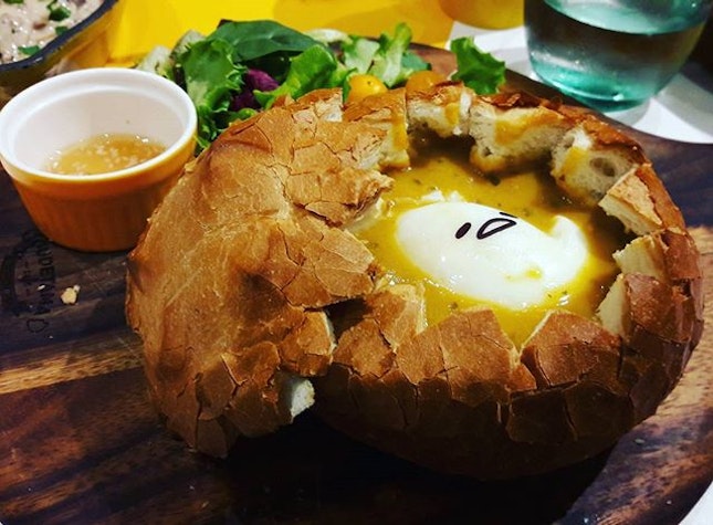 [New blogpost up!] Www.jayellesays.wordpress.com 
Enjoy this lazy egg lobster bisque in bread bowl from gudetama cafe, which was officially opened yesterday!