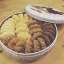 [HONG KONG] Jenny Bakery 4 Mix Tin - Butter shortbread, Coffee, Raisin, Oats