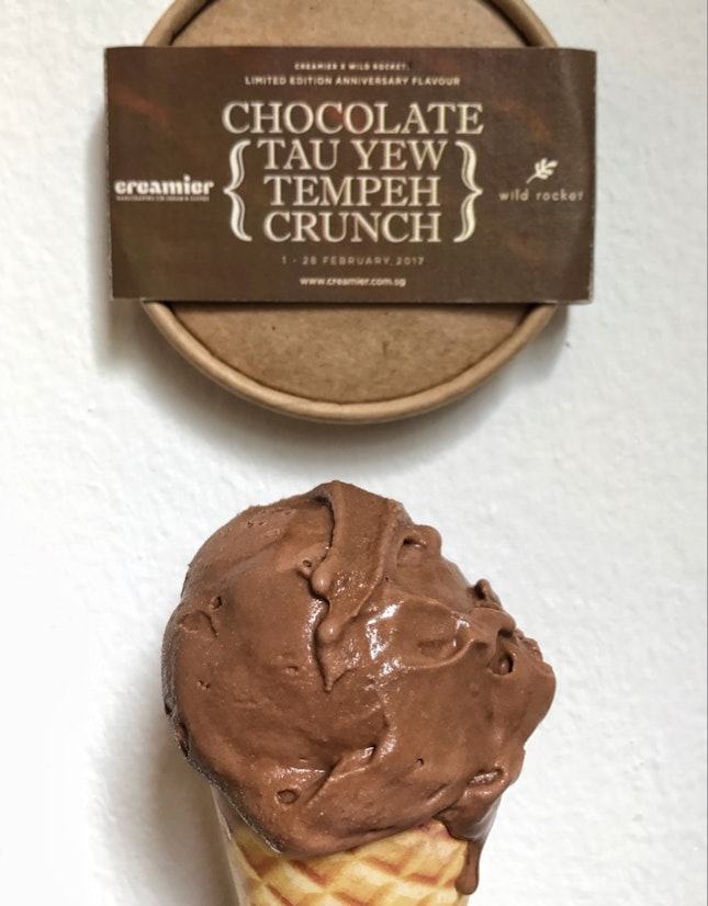 Chocolate Tau Yew Tempeh Crunch ($4.50/scoop or $16/pint)