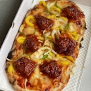 Yangnyum Chicken Pizza