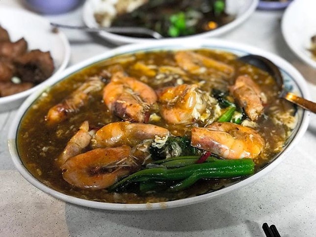 Kok Sen Restaurant 國成球記菜社 - Big Prawns Hor Fun (💵S$16, S$32, S$48) 🏵
•
ACAMASEATS & GTK💮: One of the better Hor Fun in town, the wok hei is prominent, a tad spicy with a little sweetness to balance it out and the essence of the prawn alone is worth the calories, price & the journey.