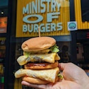 Ministry of Burger 🍔🍟
Good news for Easties cause Ramly Burger kioks is permanently available, promising "Might in every bite"
.