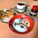 Toast Hut’s French Toast 🍞 Set with coffee ☕️ for breakfast while waiting for my doctor 👩‍⚕️ #ieatishootipost#hungrygowhere#instafood#foodporn#iweeklyfood#yummy#instagram#theteddybearman#eatoutsg#whati8today#yummy#eatoutsg#foodforfoodie#vscofood#igfoodie#eatingout#eatstagram#sgfood#foodie#foodstagram#SingaporeInsiders#100happydays#burpple#eatbooksg#burrplesg#ilovehawkerfood#toasthut