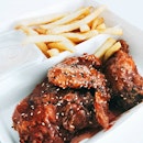 Classic 3pcs Set [$10.90]
Swicy sauce chicken, buffalo sticks, corn salad, Sprite😋

#burpple