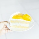 Polenta Mango Cheese [Large for $57.60]Light cream cheese with gluten-free sponge and not very sweet mango..