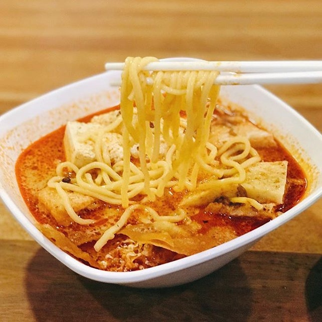 Laksa Yong Tao Fu [S$5.40]Cooling day calls for something spicy!