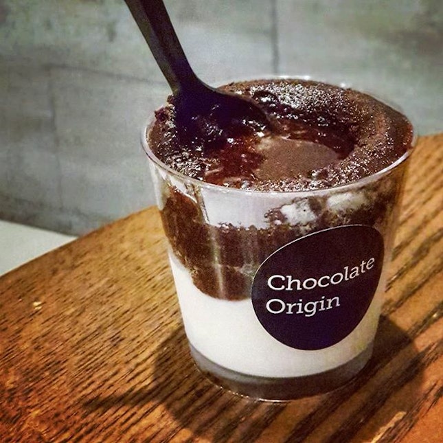 Chocolate Lava Cake & Vanilla Ice Cream in a Cup 🤤::#singapore #sg #igsg #sgig #sgfood #sgfoodies #food #foodie #foodies #burpple #burpplesg #foodporn #foodpornsg #instafood #gourmet #foodstagram #yummy #yum #foodphotography #sweet #dessert #cup #vanilla #icecream #chocolate #weekend #chocolateorigin