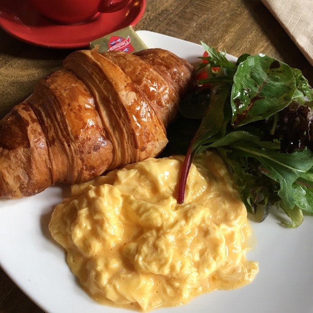 Croissant With Egg