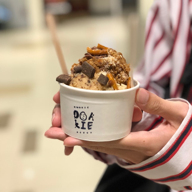 Cookie Dough Madness ($9 for 3 scoops)