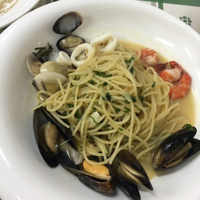 Seafood Spaghetti ($8.90)