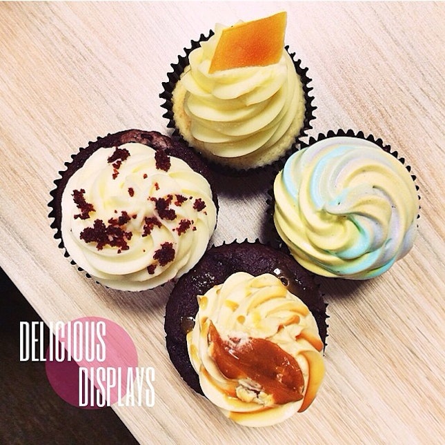 Finally I got my hands on these lovely cupcakes baked by @cherijustyne // Unicorn x Sticky Rice Mango x Salted Caramel x Red Velvet Cupcakes // Congrats on the Opening of @deliciousdisplays 🎉 #deliciousdisplays #cupcakes #teabreak #dessert #desserts #yummy #onthetable #burpple #igsg #food #foodstagram #foodphotography #instafood #instafoodie #love