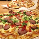 Last night's feed 😋 #pizza #thincrust