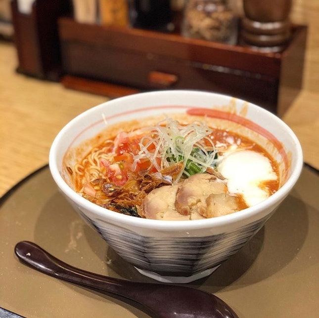 A random conversation strayed into the benefits of consuming cooked tomatoes for prostrate health #uncleconversations and the very next moment, I’m having a bowl of Daichi tomato double egg ramen ($12.90).
