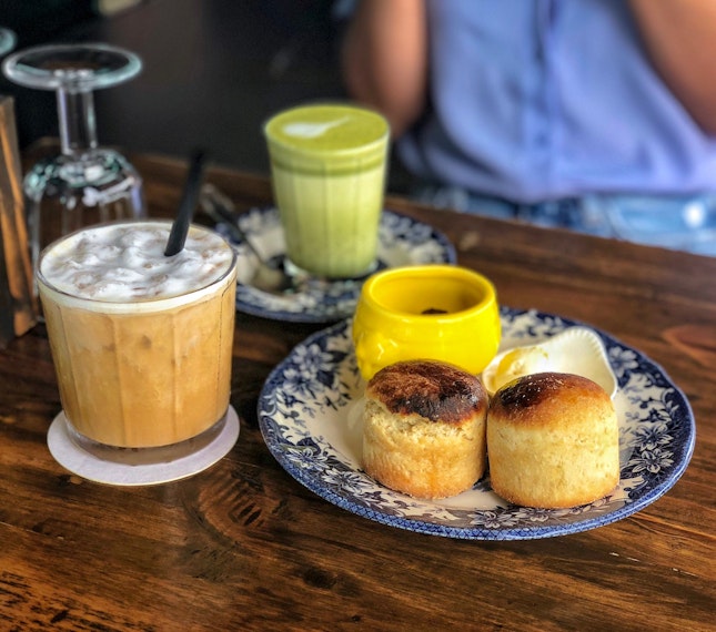 Scone Combo (2 Scones With Drink) $10
