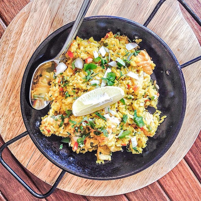 Paella for one ($28).