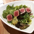The Spiced Pan-seared Tuna Fillet Salad(SGD$12.00) consisted of five square-cut slices of tender seared-tuna, and a bed of greens, cucumber and cherry tomatoes.