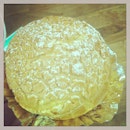 Heavenly cream puff from Dulcet & Studio c/o our dearest momma @amanda_ang_phan.