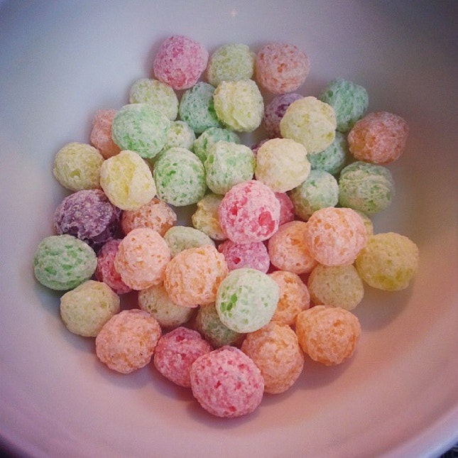 Beautiful colors of cereal.