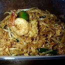 Green Curry Chicken $5
Phad Thai Seafood $5.50

What will 25 minutes wait do to a hungry man?