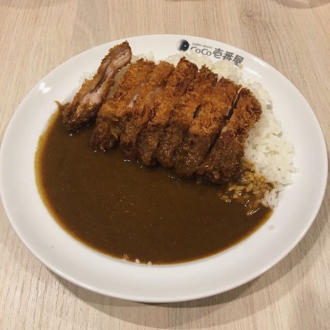 VIRGIN TRY🔥i thought it was not bad, great curry and the chicken cutlet were really crispy too‼️ PS(230g of rice was too much for me) #worthxyfoodie #burpple