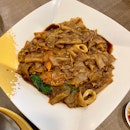 Fried Kway Teow With Seafood