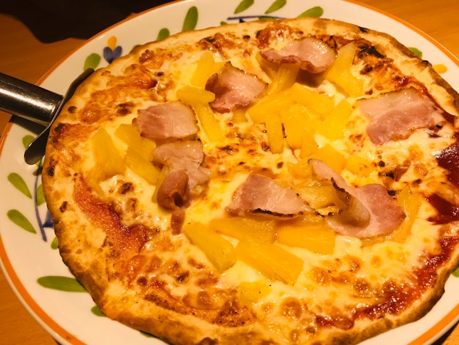 Bacon Pineapple Pizza