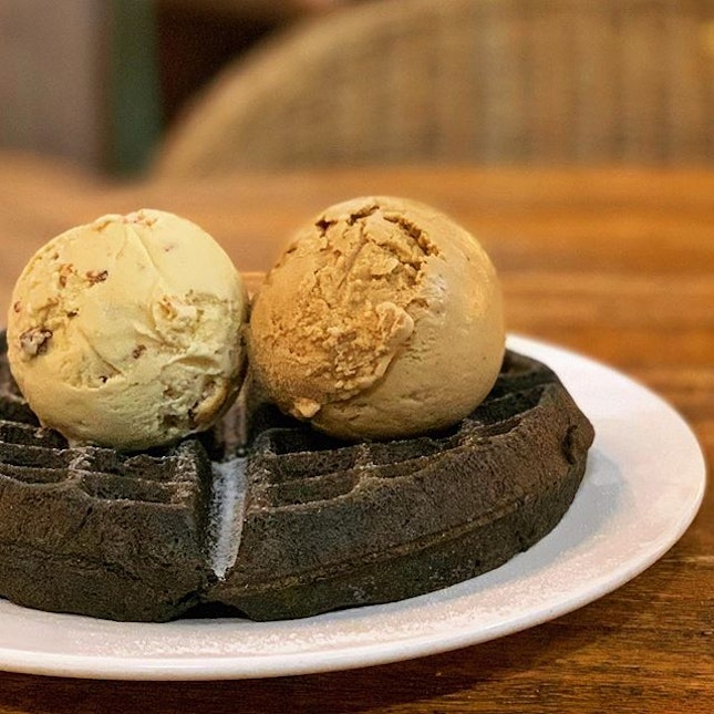 Charcoal Waffles With Ice Cream 