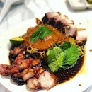 Love the char siu here and of course, the siew yoke.