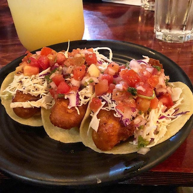 Baja fish tacos (2 for $12)  Tempura beer battered white fish, spicy chipotle mayo, Pico de Gallo and Apple coleslaw  Loved the beer batter fish that were as soft as pillows.