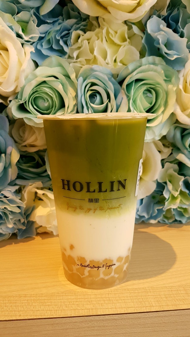 Matcha Latte With Honey Pearl