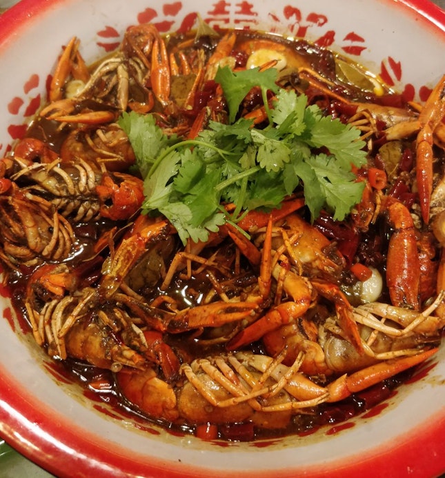 Spicy Hot Crayfish (4/5⭐)
