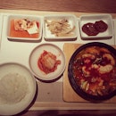 Spicy Tofu Pork Soup 😋
#bibigo#bibigosg#koreanfood 
#spicytofuporksoup
#foodporn#foodstagram
#burpple#openricesg