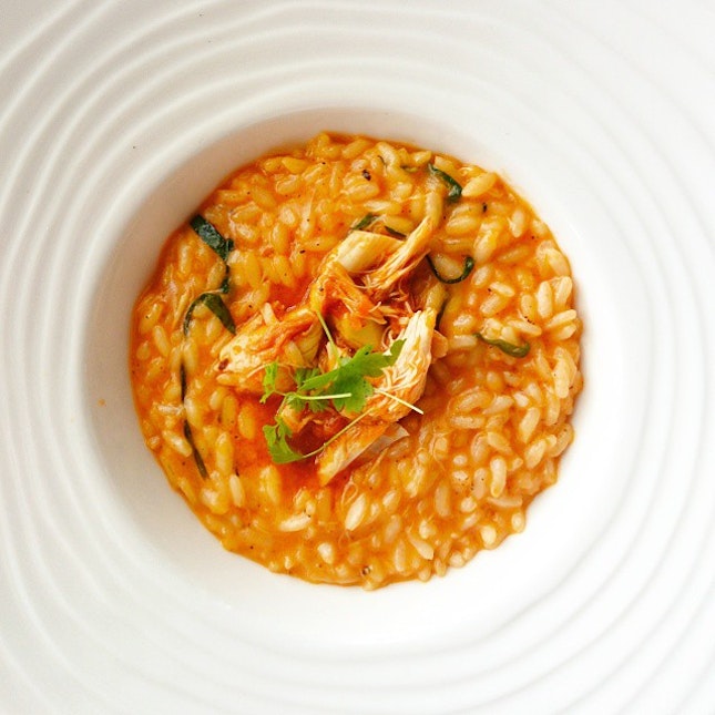 Risotto with Crab & Smoked Paprika instead of tagliolini for a wheat-free option 😊 simple dish, but executed well