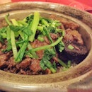 Uncle Sam's Claypot, perfect for rainy days.