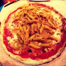 Pizza + Pasta: 4Cheeses + Pens To The Baracchino
