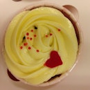 Red Velvet cupcake #sweets #food #foodgasm #foodporn #igers #iphone #instacool #instagood #instamood #iphonesia #instadaily