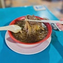 Seng Kee Black Chicken Herbal Soup (Kaki Bukit 511 Market & Food Centre)