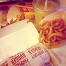 Finally, craving satisfied😁😁😁may we be prospered hahah #mcd #prosperityburger #burger #beef #twister #fries #mcdonalds #malaysia #foodie #foodgasm #foodporn #foodstagram #instafood #instadinner