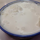 Almond cream w white fungus
